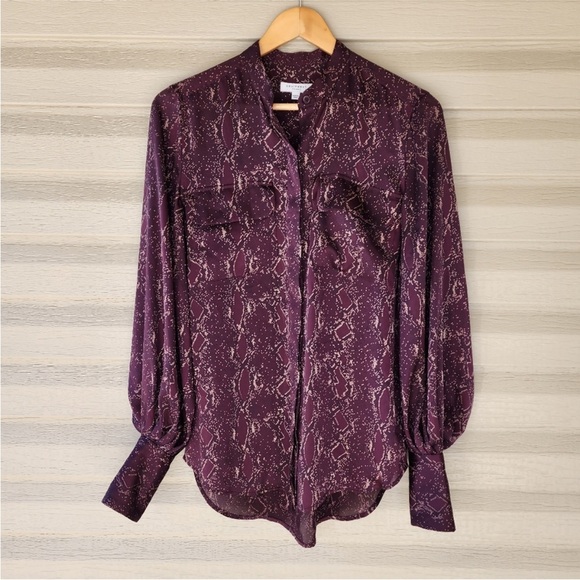 Like new Equipment Helaine python print collarless shirt Prune size XS - Picture 4 of 13